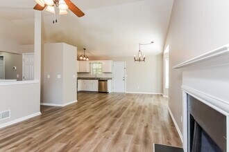 304 Gun Range Rd in Dallas, GA - Building Photo - Building Photo