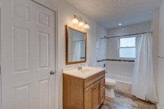 701 W Hanna Ave in Indianapolis, IN - Building Photo - Building Photo