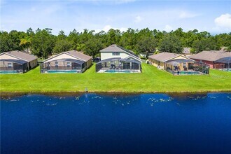 250 Sandy Ridge Dr in Davenport, FL - Building Photo - Building Photo
