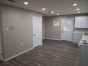 5009 Cottey St in Fort Worth, TX - Building Photo - Building Photo