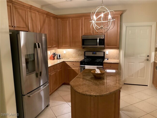 property at 2817 Tiburon Blvd E