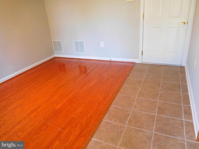 512 Garrett A Morgan Blvd in Summerfield, MD - Building Photo - Building Photo