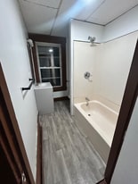 68 Batchelder St in Laconia, NH - Building Photo