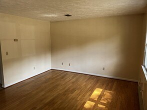 236 Trimble Ave in Martinsburg, WV - Building Photo - Building Photo