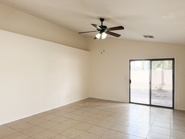 5410 W Sands Rd in Glendale, AZ - Building Photo - Building Photo