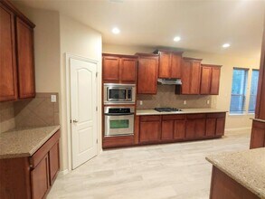 1601 Lions Den in Leander, TX - Building Photo - Building Photo