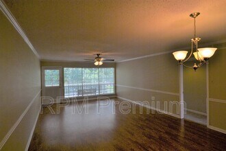 10444 Jefferson Hwy in Baton Rouge, LA - Building Photo - Building Photo