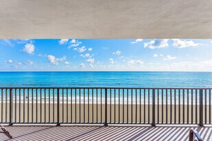 3610 S Ocean Blvd in South Palm Beach, FL - Building Photo