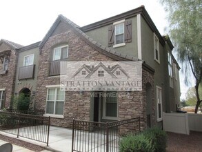 2741 S Equestrian Dr in Gilbert, AZ - Building Photo - Building Photo