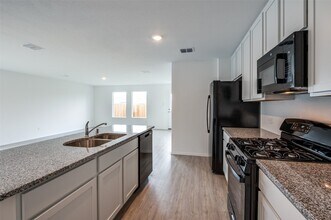 723 Ponderosa Ln in Princeton, TX - Building Photo - Building Photo