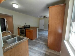 171 Bosa Dr in St. Robert, MO - Building Photo - Building Photo