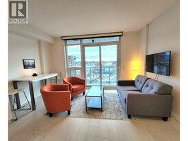 180 E 2nd Ave in Vancouver, BC - Building Photo