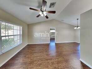 6228 34th Pl E in Palmetto, FL - Foto de edificio - Building Photo