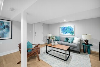 4721 W Warwick Ave in Chicago, IL - Building Photo - Building Photo