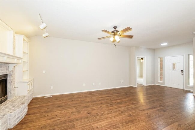 703 Badger St NE in Piedmont, OK - Building Photo - Building Photo