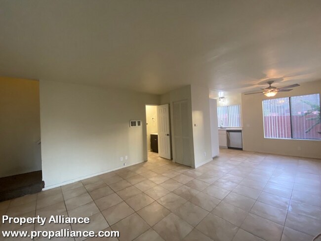955 Postal Way-Unit -#7 in Vista, CA - Building Photo - Building Photo