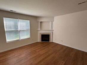 6644 Sequoia Hills Dr in Harrisburg, NC - Building Photo - Building Photo