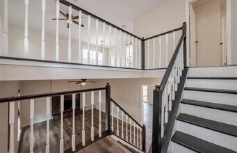 5831 Caldicote St in Humble, TX - Foto de edificio - Building Photo