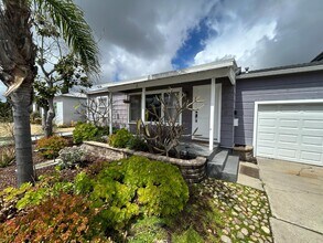6240 Rose St in San Diego, CA - Building Photo - Building Photo