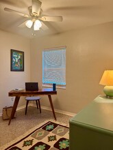 4916 26th Ave S in Gulfport, FL - Building Photo - Building Photo