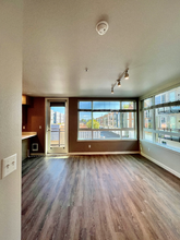 2330 Yakima Ct in Tacoma, WA - Building Photo - Building Photo