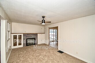 2227 New Milford Rd in Atwater, OH - Building Photo - Building Photo