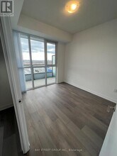 10 Honeycrisp Cres in Vaughan, ON - Building Photo - Building Photo