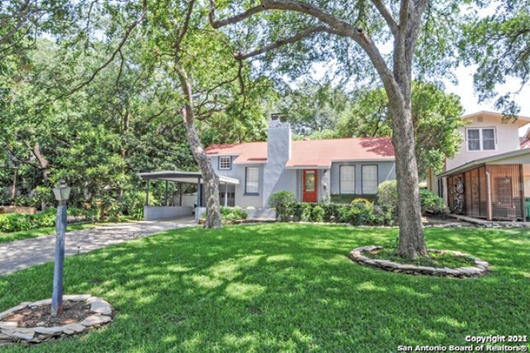 415 Alamo Heights Blvd in San Antonio, TX - Building Photo