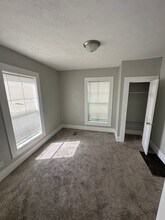 311 S Taylor St, Unit 1 in Mishawaka, IN - Building Photo - Building Photo