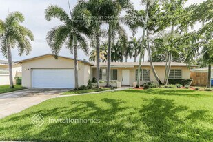 10331 NW 18th Pl in Pembroke Pines, FL - Building Photo