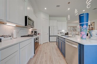 21123 Melshell Dr in Cypress, TX - Building Photo - Building Photo