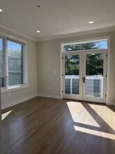 104 Warren St, Unit 7 in Boston, MA - Building Photo - Building Photo