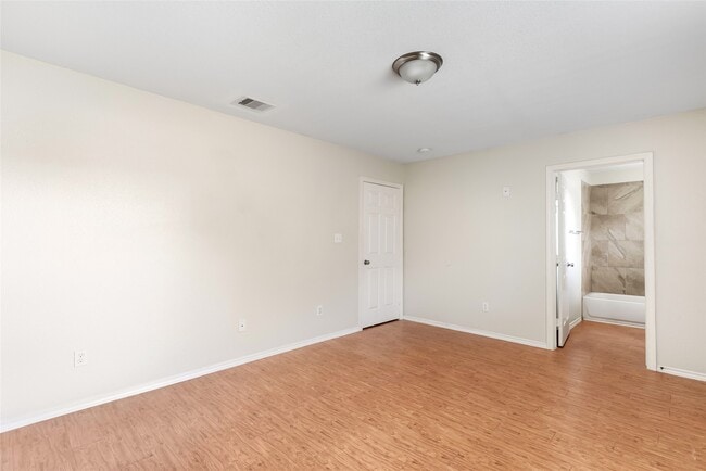 property at 1018 Glendale St