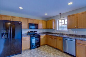 4 Lime St in Ephrata, PA - Building Photo - Building Photo