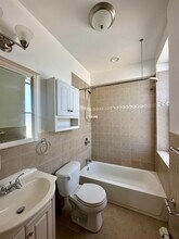 275 Webster Ave in Jersey City, NJ - Building Photo - Building Photo