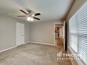 1012 Shire Dr in Nashville, TN - Building Photo - Building Photo