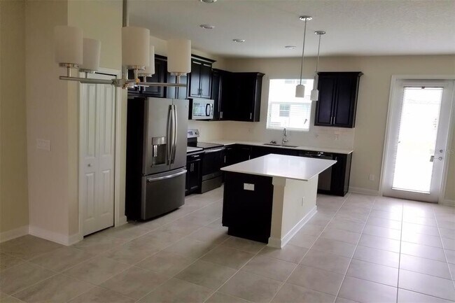 4721 Tribute Trail in Kissimmee, FL - Building Photo - Building Photo
