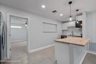 1281 Alsup Dr in Rockledge, FL - Building Photo - Building Photo