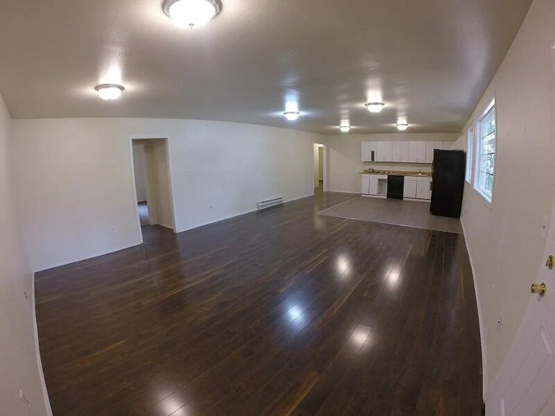 921 102nd St S-Unit -201 in Tacoma, WA - Building Photo