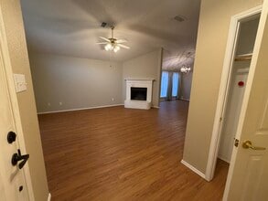 2521 Ensenada Ln in Fort Worth, TX - Building Photo - Building Photo