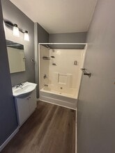 810 Cameron Ave in La crosse, WI - Building Photo - Building Photo