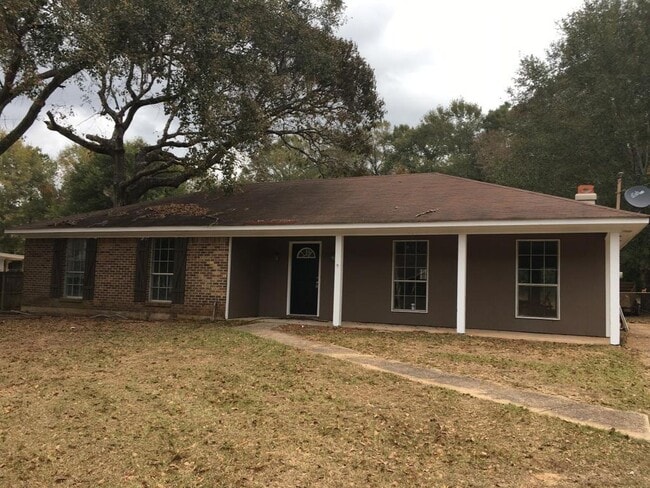 property at 1800 Ponderosa Pl