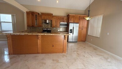 360 NW 115th Way in Coral Springs, FL - Building Photo - Building Photo