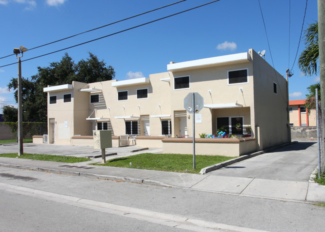 Wynwood Homes in Miami, FL - Building Photo - Building Photo