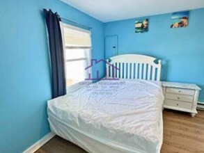 7 Perkins Ave in Hampton, NH - Building Photo - Building Photo