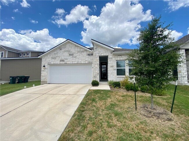 property at 332 Lacey Oak Lp