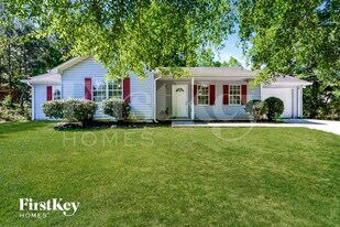 175 Whitehead Dr in Covington, GA - Building Photo