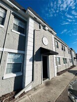 2791 L B McLeod Rd in Orlando, FL - Building Photo