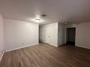6623 NW Denver Ave-Unit -A in Lawton, OK - Building Photo - Building Photo