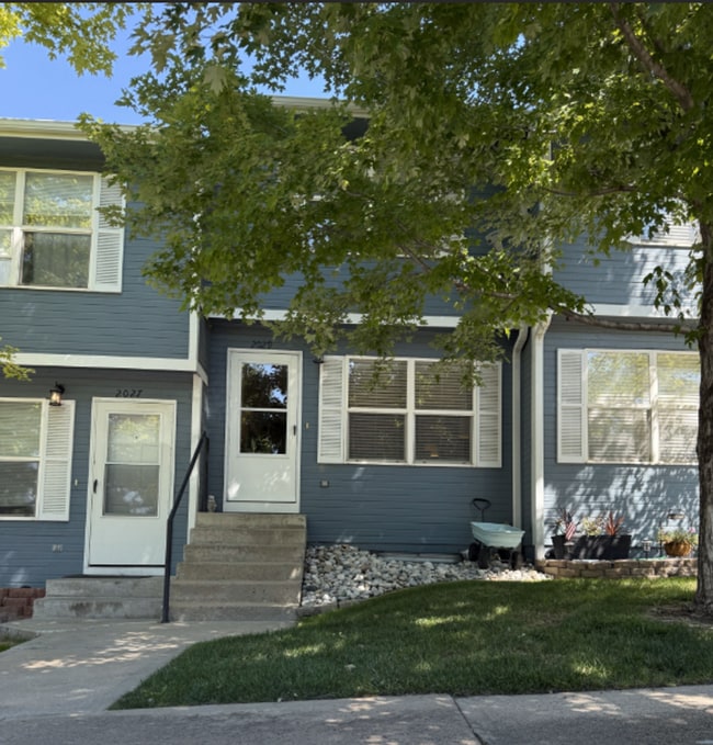 2029 Oakcrest Cir in Castle Rock, CO - Building Photo - Building Photo